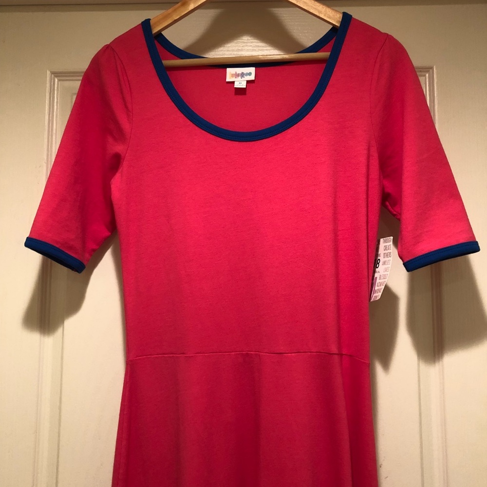 NWT Lularoe medium bright pink Ana w/blue stripe